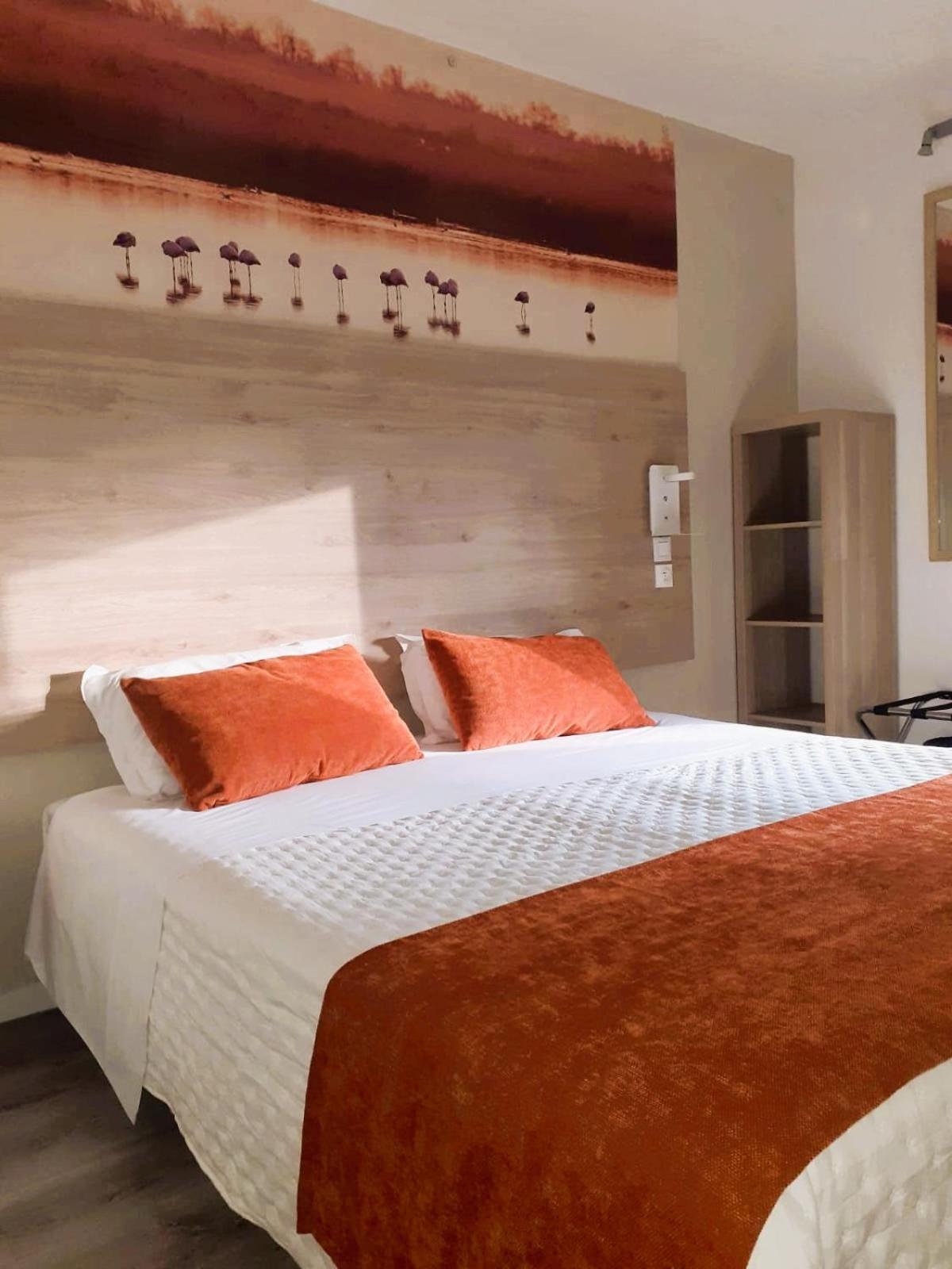 Hotel Le Mas Des Ponts D'ארל חדר תמונה